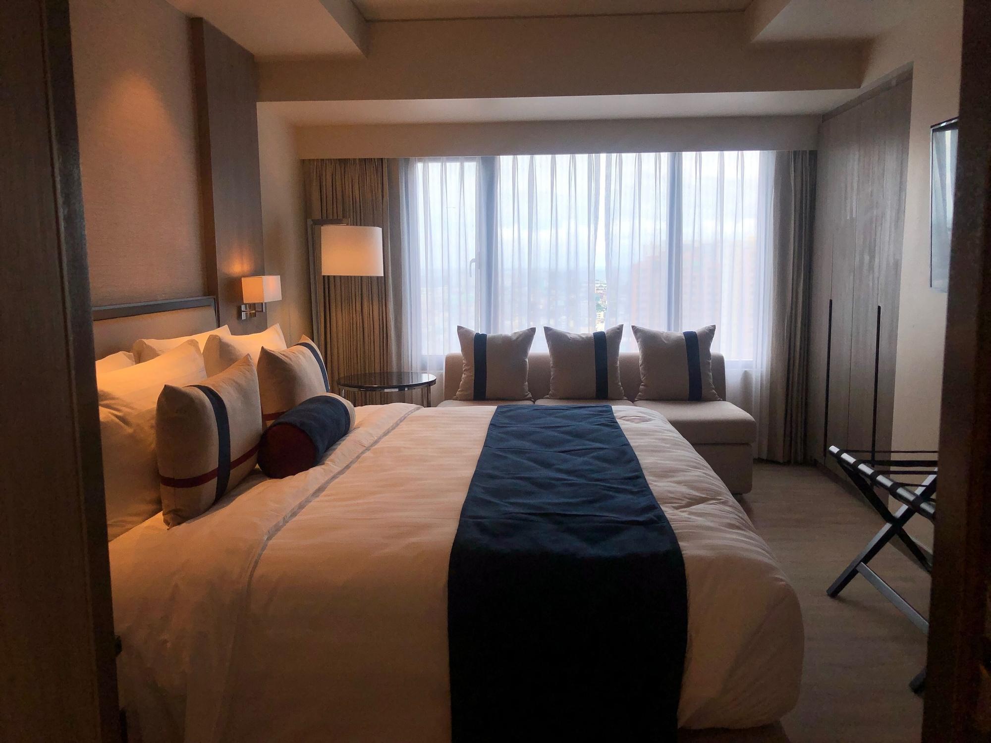 Hotel Seda Residences Makati 4*