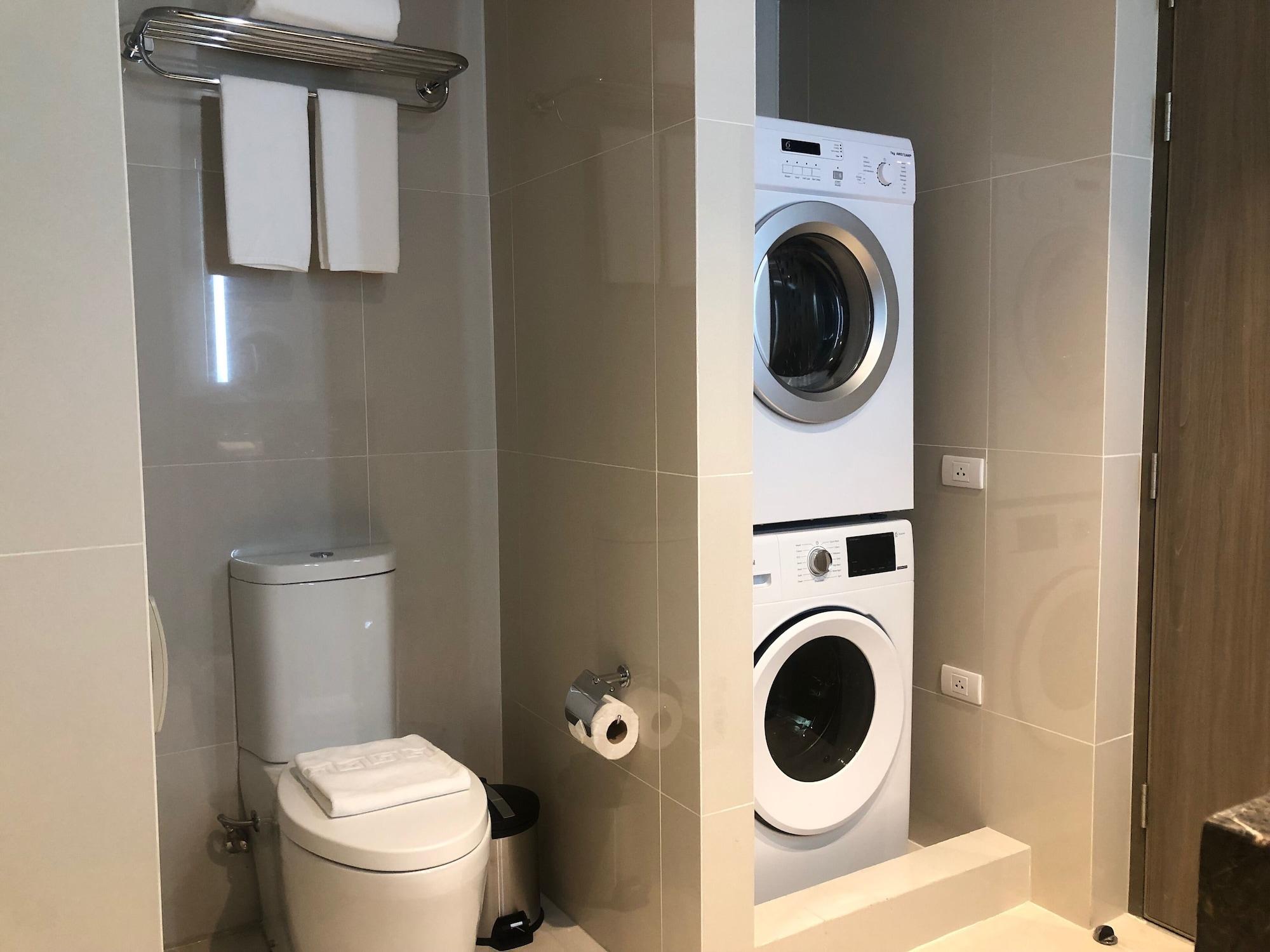 Seda Residences Makati 4*