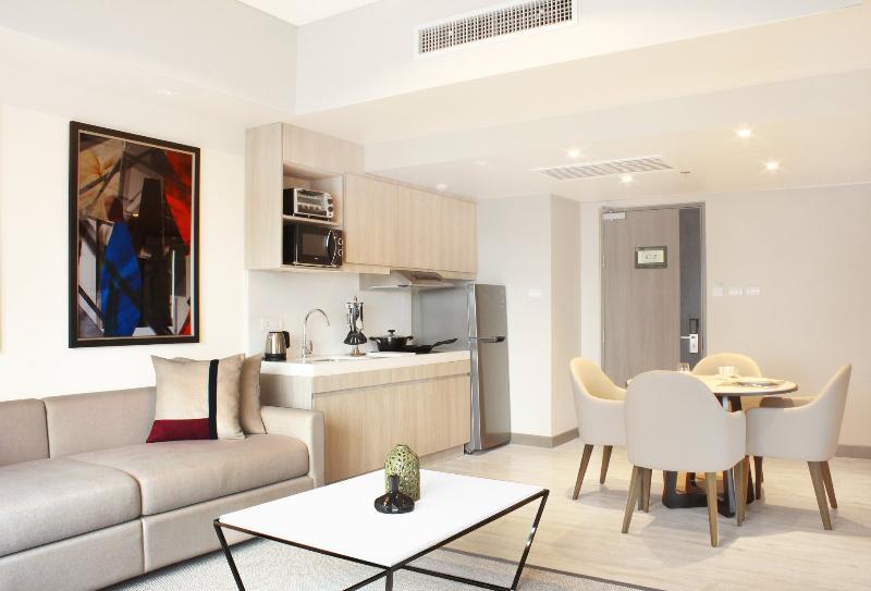 Seda Residences Makati 4* Makati City